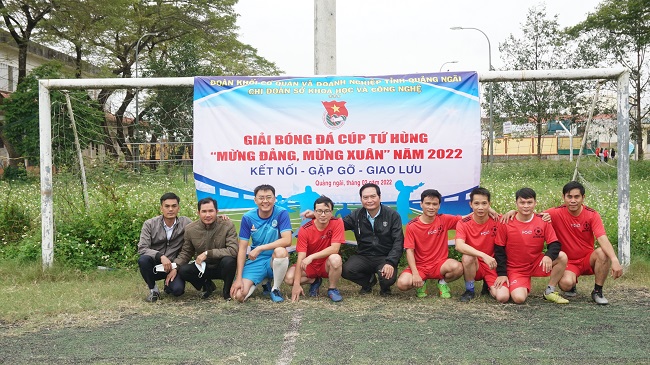  Đội bóng đá Chi đoàn Sở Khoa học và Công nghệ tham gia Giải đấu.
