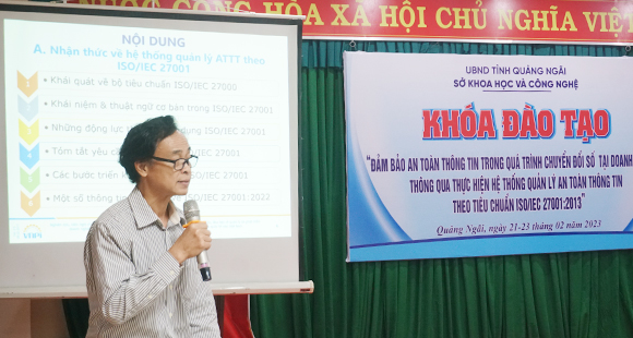 Ông Nguyễn Ngọc Thi, Viện Năng suất Việt Nam giảng viên Khóa đòa tạo.