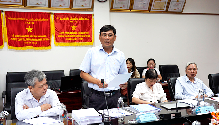 Ông Nguyễn Quang Trung, Phó Giám đốc Sở NN&PTNT, Phó chủ tịch Hội đồng phát biểu ý kiến.