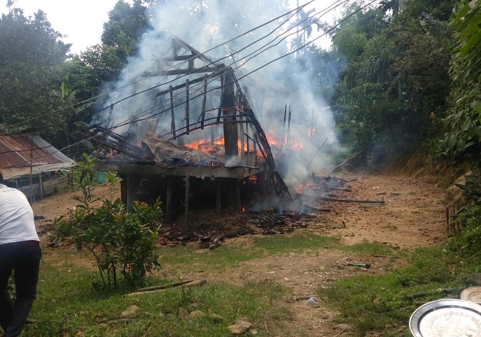 Quảng Ngãi: Cháy nhà đồng bào dân tộc thiểu số tại xã Sơn Hải, huyện Sơn Hà