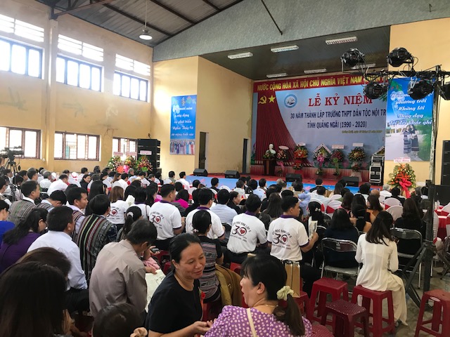 Trường Trung học phổ thông Dân tộc nội trú tỉnh Quảng Ngãi kỷ niệm 30 năm thành lập