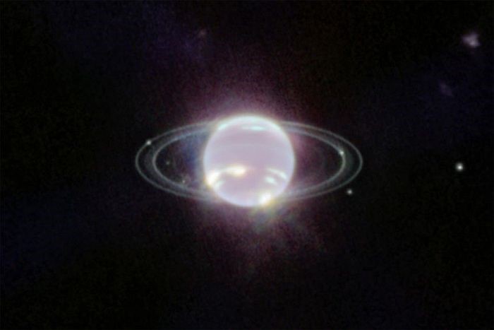 Kính viễn vọng không gian James Webb ghi lại hình ảnh tuyệt đẹp về các vành đai và mặt trăng của Sao Hải Vương