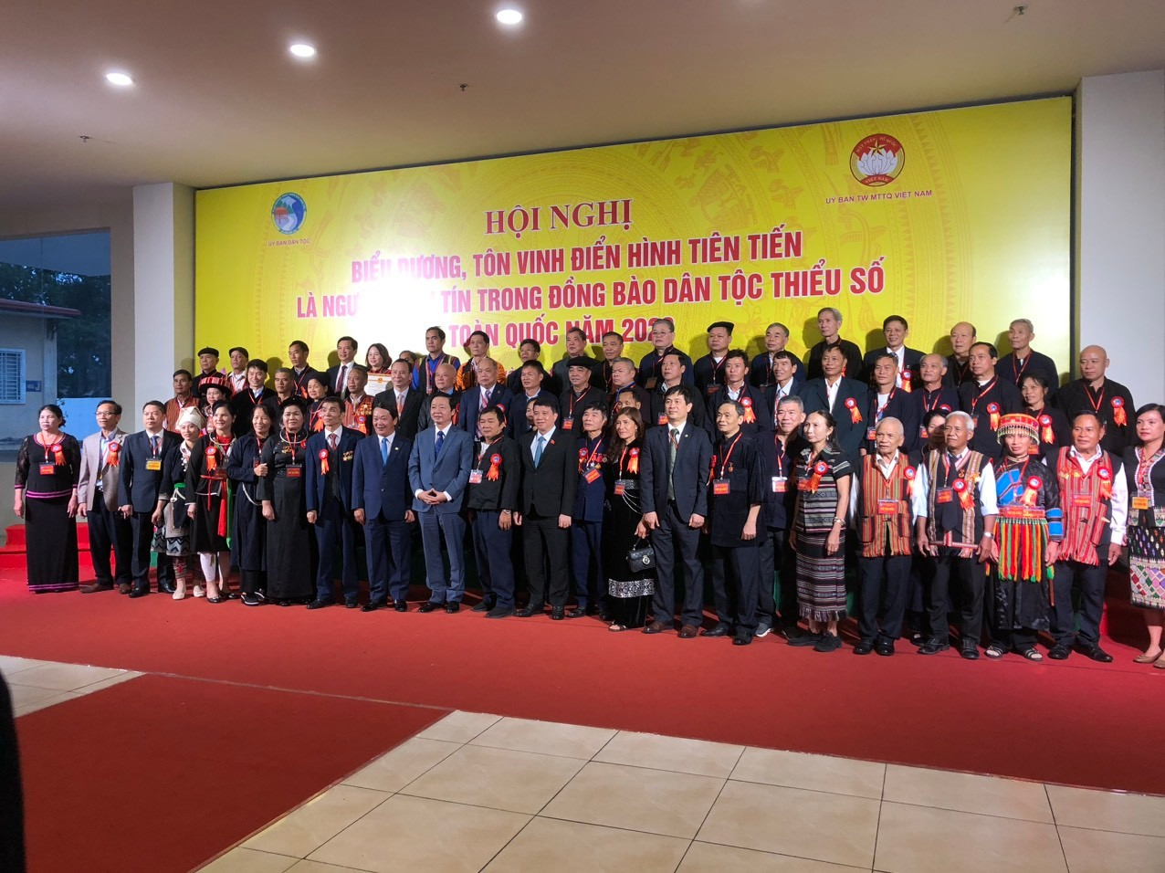 Đoàn Đại biểu người có uy tín tỉnh Quảng Ngãi tham dự Hội nghị biểu dương, tôn vinh điển hình tiên tiến là người có uy tín trong đồng bào dân tộc thiểu số toàn quốc năm 2023 tại Hà Nội