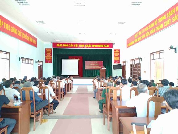 ​Chủ tịch UBND tỉnh Quảng Ngãi phê duyệt 306 người có uy tín trong đồng bào dân tộc thiểu số theo Quyết định số 12/2018/QĐ-TTg