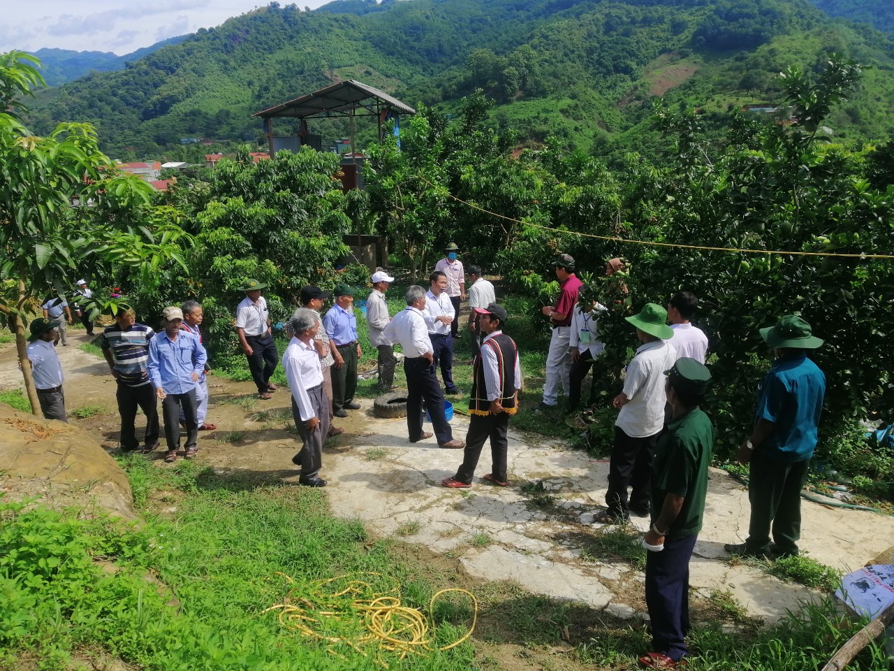 Đoàn người có uy tín trong đồng bào dân tộc thiểu số tỉnh Quảng Ngãi giao lưu, học tập kinh nghiệm với Ban Dân tộc tỉnh Sơn La